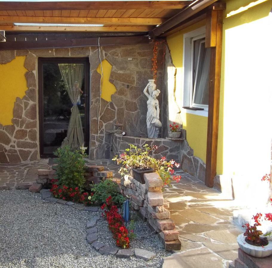 Appartement Haus Daniela à Klagenfurt am Wörthersee Extérieur photo